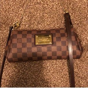***AUTHENTIC Louis Vuitton Eva Clutch / Crossbody